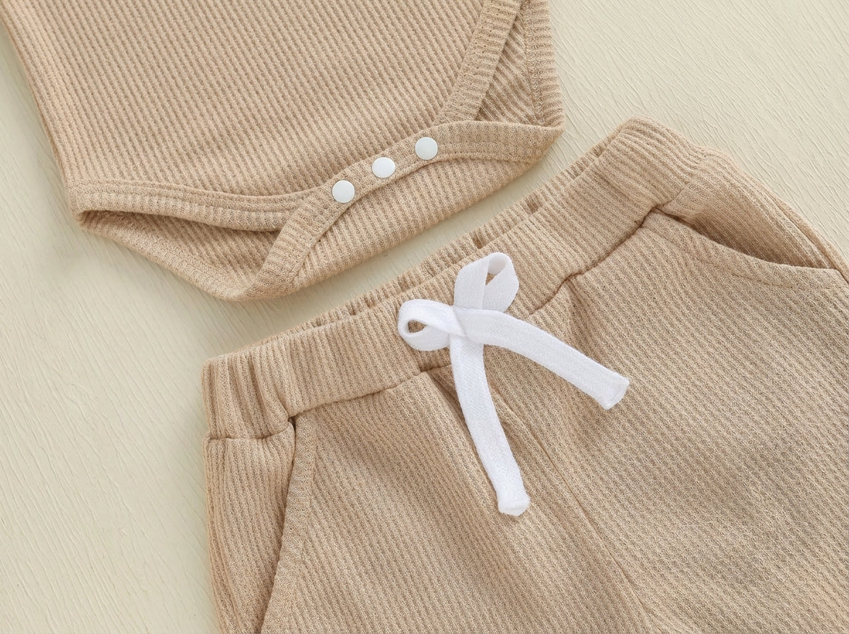 THE TOY STATION Baby Ribbed Bodysuit & Jogger Set Beige