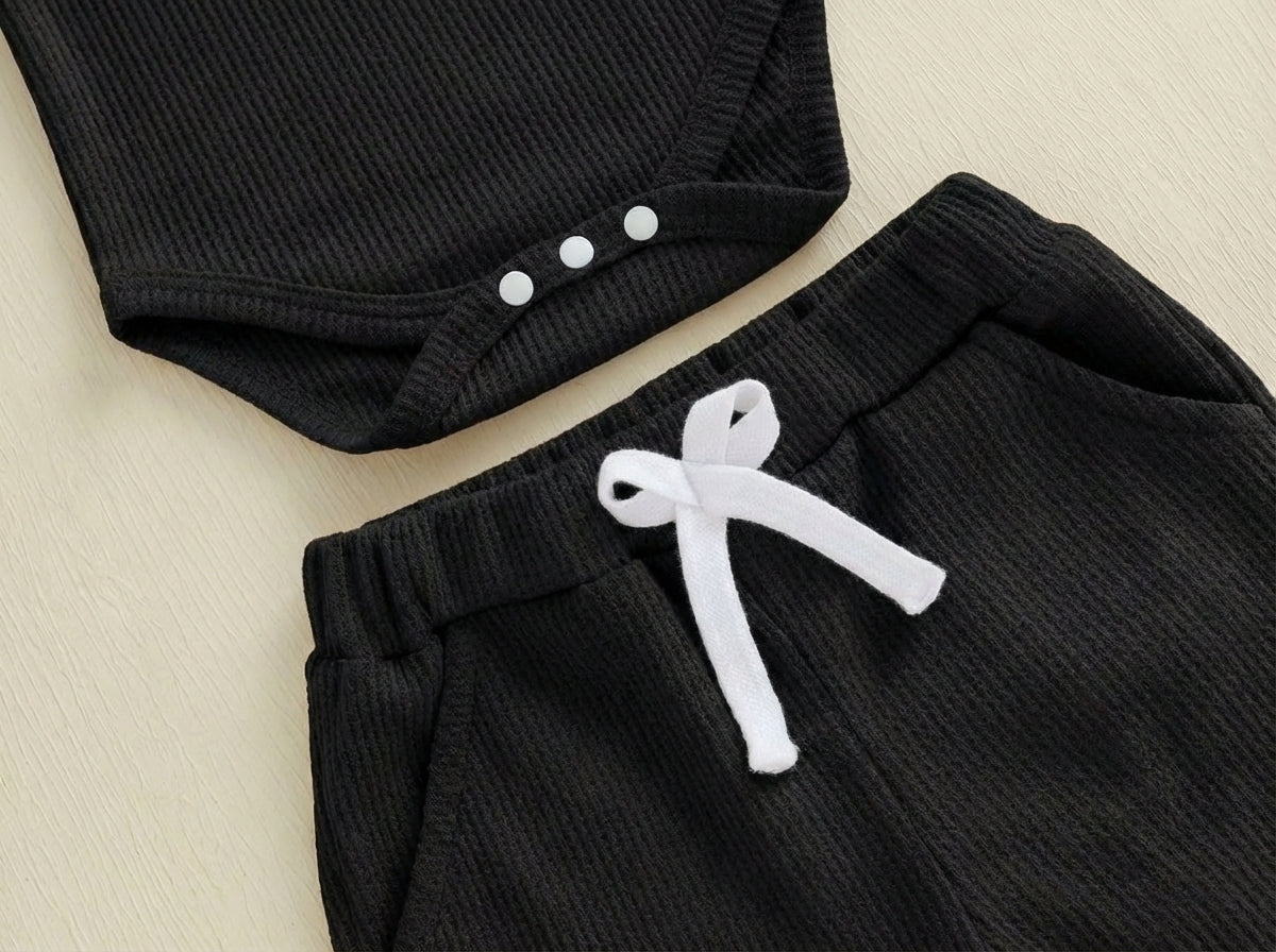 THE TOY STATION Baby Ribbed Bodysuit & Jogger Set Black